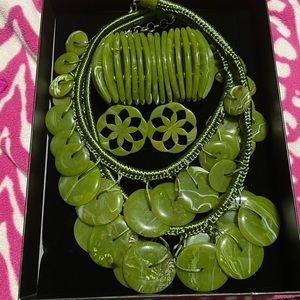 Sassy Jones Green Zanzibar Set